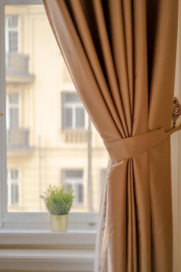 Exclusive Apartment With A View Of Prague Castle And Vltava River מראה חיצוני תמונה